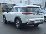 New 2025 Nissan Pathfinder SL w/ Black Appearance Package image 4