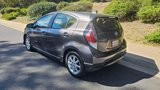 Used 2017 Toyota Prius C One image 3