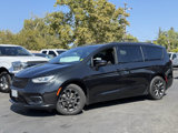 Used 2021 Chrysler Pacifica Touring w/ S Appearance Package image 2