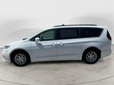 Used 2022 Chrysler Pacifica Touring-L image 2