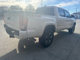 Used 2017 Toyota Tacoma TRD Sport image 4