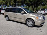 Used 2015 Chrysler Town & Country Touring image 2