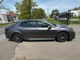 Used 2024 Toyota Camry SE image 4