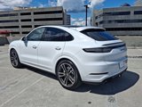 Used 2023 Porsche Cayenne Turbo image 3
