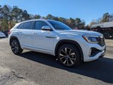 New 2025 Volkswagen Atlas Cross Sport SEL Premium R-Line image 2