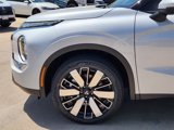 New 2025 Mitsubishi Outlander SE image 5