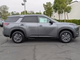 New 2025 Nissan Pathfinder S image 4