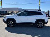 Used 2022 Jeep Cherokee Trailhawk image 5