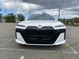 New 2026 BMW 750e xDrive w/ Premium Package image 2