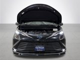 Used 2024 Toyota Sienna XLE image 5