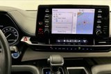 Used 2022 Toyota Sienna Limited image 5