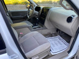 Used 2007 Ford Explorer XLT image 5
