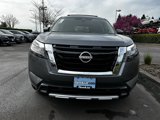 New 2025 Nissan Pathfinder Platinum image 2