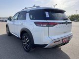 New 2025 Nissan Pathfinder Platinum image 5