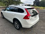 Used 2016 Volvo V60 T5 Cross Country image 6