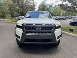 Used 2025 Nissan Frontier SL image 2
