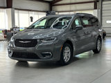 Used 2022 Chrysler Pacifica Touring-L image 5