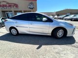 Used 2022 Toyota Prius LE image 4