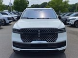 New 2025 Lincoln Navigator L Reserve image 2