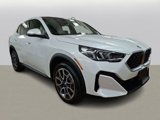 Used 2025 BMW X2 xDrive28i w/ Premium Package image 3