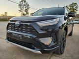 Used 2022 Toyota RAV4 SE image 2