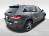 Used 2021 Jeep Grand Cherokee Limited w/ Luxury Group II image 3