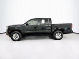 Used 2024 Nissan Frontier SV image 4