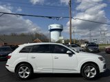 Used 2022 Audi Q7 2.0T Premium w/ Convenience Package image 4
