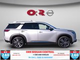 New 2025 Nissan Pathfinder Platinum image 2