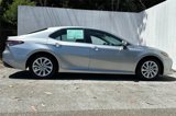 Used 2023 Toyota Camry LE image 3