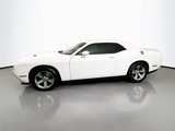 Used 2019 Dodge Challenger SXT image 4