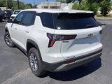 New 2026 Chevrolet Equinox LT image 2