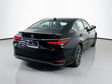 New 2025 Lexus ES 300h w/ Premium Package image 5