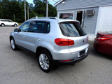 Used 2016 Volkswagen Tiguan SE image 3