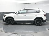 New 2025 Volkswagen Taos SEL image 5