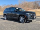 Used 2022 Jeep Grand Cherokee Limited image 2