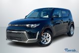 Used 2025 Kia Soul LX w/ LX Technology Package image 3