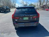 Used 2022 Volvo XC60 B5 Momentum image 4