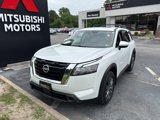 Used 2025 Nissan Pathfinder SV w/ SV Premium Package image 2