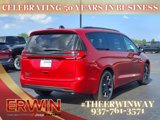 New 2026 Chrysler Pacifica Limited w/ S Appearance Package image 3