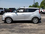 Used 2021 Kia Soul LX image 4