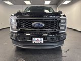 New 2025 Ford F350 4x4 Crew Cab Super Duty image 4