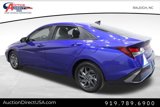 Used 2024 Hyundai Elantra SEL image 3