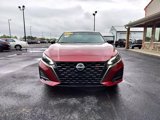 Used 2023 Nissan Altima 2.5 SR w/ SR Premium Package image 3