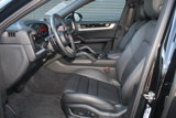 Used 2025 Porsche Cayenne Coupe image 5
