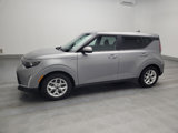 Used 2023 Kia Soul LX w/ LX Technology Package image 2