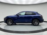 Certified 2025 Porsche Macan image 2