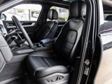 Used 2025 Porsche Cayenne image 5