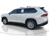 Used 2024 Toyota Grand Highlander XLE image 3