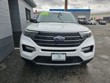 Used 2023 Ford Explorer XLT image 2